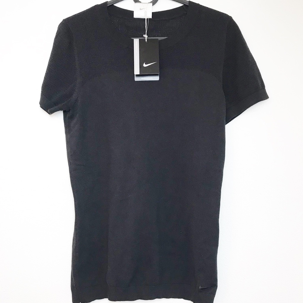 Nike Golf Womens Short Sleeve SweaterSmall